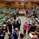 Los miembros del Parlamento británico durante la sesión celebrada ayer. UK PARLIAMENTARY RECORDING UNIT