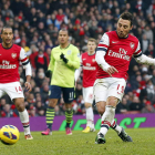 Cazorla no pudo evitar la derrota del Arsenal ante el Tottenham.