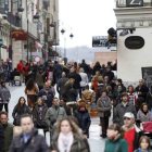 La climatología permitió pocos momentos de relax a los turistas que llenaron León durante el puente festivo.