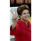Rousseff vota en la jornada de las elecciones.