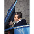 Urdangarin se sube a un coche tras declarar en febrero.