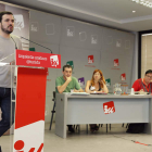 Alberto Garzón presentó el balance sobre la alianza con Podemos. ÁNGEL DÍAZ