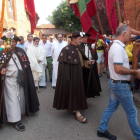 La talla de San Salvador recorrió el Camino por Cabanillas. PLANILLO