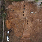 Vista aérea de las tumbas excavadas por Sputnik Labrego y Templos Arqueólogos. TEMPOS ARQUEÓLOGOS