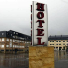El cierre afecta a todo el complejo, tanto los salones de banquetes como el hotel con 60 habitaciones.