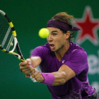 Nadal conecta un revés en el partido ante Mayer.