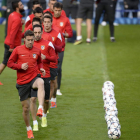 Gabi, en primer plano, será titular ante el Levante.