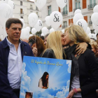 La familia de Diana Quer, ayer en la manifestación. J. P. GANDUL