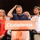 Juan Carlos Girauta se dirige a los militantes de Ciudadanos, la noche electoral del 26-J.