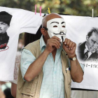 Un turco protestando durante una concentración.