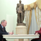 Vladimir Putin y Steven Seagal, en el Kremlin /