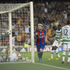 Neymar y Messi celebran el segundo gol del Barça, ayer ante el Celtic.