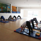 Clases de yoga en el Centro Cívico de Ventas Oeste
