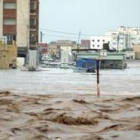 La gran cantidad de agua caída en Melilla convirtió algunas zonas de la ciudad en un verdadero caos
