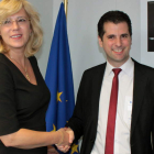 Tudanca con la comisaria Corina Cretu