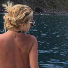 Britney Spears, en topless... de espaldas a la cámara.