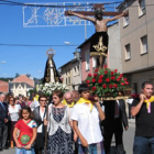 Camponaraya celebró ayer la tradicional procesión de la Soledad.