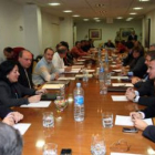 Los sindicalistas se reunieron en la Asociación de Cajas de Ahorros para Relaciones Laborales.