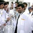 Imagen de archivo de Ahmadineyad, en una central nuclear.