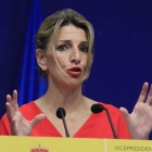 La ministra de Empleo, Yolanda Díaz, ayer, en la sede del ministerio. FERNANDO ALVARADO