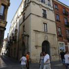 Imagen exterior del palacete de Villasinda en la calle Ancha de la capital. MARCIANO PÉREZ