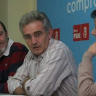 Aníbal Merayo, Santiago Rodríguez y Belén Fernández, durante la rueda de prensa de ayer.