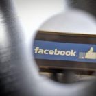 Facebook, con 2.300 millones de usuarios, corre el riesgo de enjuiciamiento civil y penal.