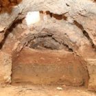 Interior de uno de los dos grandes hornos de tejas hallados al pie del cerro de Lancia.