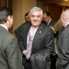 De la Riva, en el centro, con Cueto y Dionisio Elías