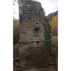 Uno de los restos más visibles del monasterio de Cerezal. DL