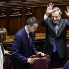 Mario Draghi, aclamado ayer en el Congreso de Italia. FABIO FRUSTRACI