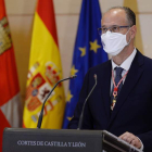 El presidente de las Cortes, Luis Fuentes, ayer en el aniversario del Estatuto. NACHO GALLEGO