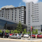 Exterior del Hospital de León, en una imagen de archivo.