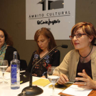 Las poetas Marta Muñiz Rueda, Julia Conejo y Nuria Antón. RAMIRO