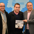 Santoalla, Álvarez Courel y Del Reguero, en la presentación de ‘Las gafas del belga’.
