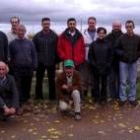 Los alumnos participantes en el curso, durante su visita a una finca ecológica