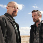 Bryan Cranston y Aaron Paul, en 'Breaking Bad'.