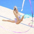 Carolina Rodríguez durante su ejercicio de cinta, en el que deleitó a los seguidores de la gimnasia rítmica por su genialidad
