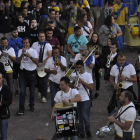 Charangas y peñas ponen el perfecto ambiente a las calles coyantinas. A. MEDINA