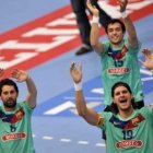 Juanín, Ugalde y Nagy celebran el pase a la gran final.