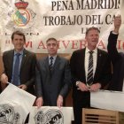 La mesa presidencial de la XVI edición de la Peña Madridista de Trobajo del Camino. DL