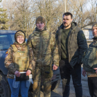 Voluntarios desafían el peligro y entregan ayuda y evacúan civiles de la región de Donetsk. YANA STATNA
