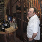 José Gordón, en la zona del restaurante que destina a los vinos