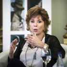 La novelista chilena Isabel Allende, ayer en Madrid.