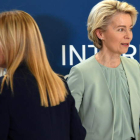 Giorgia Meloni y Ursula von der Leyen, ayer. FABIO CIMAGLIA