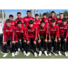 Formación del equipo del CD La Bañeza que ocupa la segunda posición en el grupo B de la 1ª División Regional Juvenil ‘Liga Recoletas’. DL