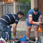 El agua fue la protagonista de la jornada de juegos en la localidad leonesa.