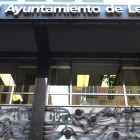El Ayuntamiento precisa un crédito de diez millones de euros para conseguir liquidez.