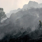 Tierra quemada en Porcarizas, el 17 de octubre del 2011.