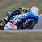 Maverick Viñales, al volante de su moto.